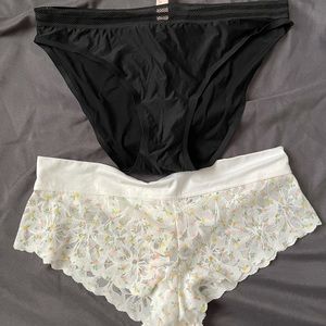 *NWT* VS & PINK panties size M